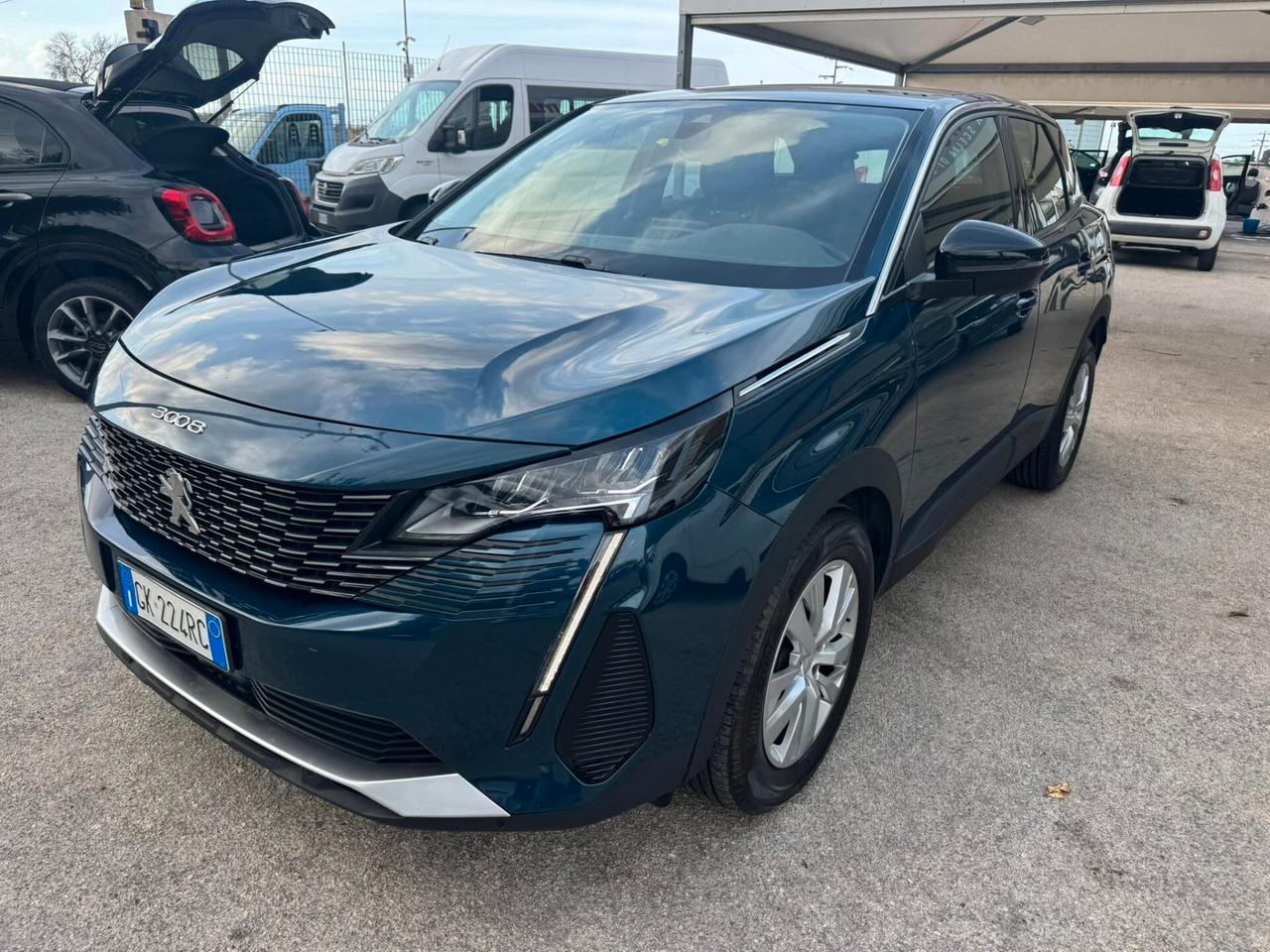 PEUGEOT 3008 1500 HDI 130CV AT8 UNICO PROPRIETARIO