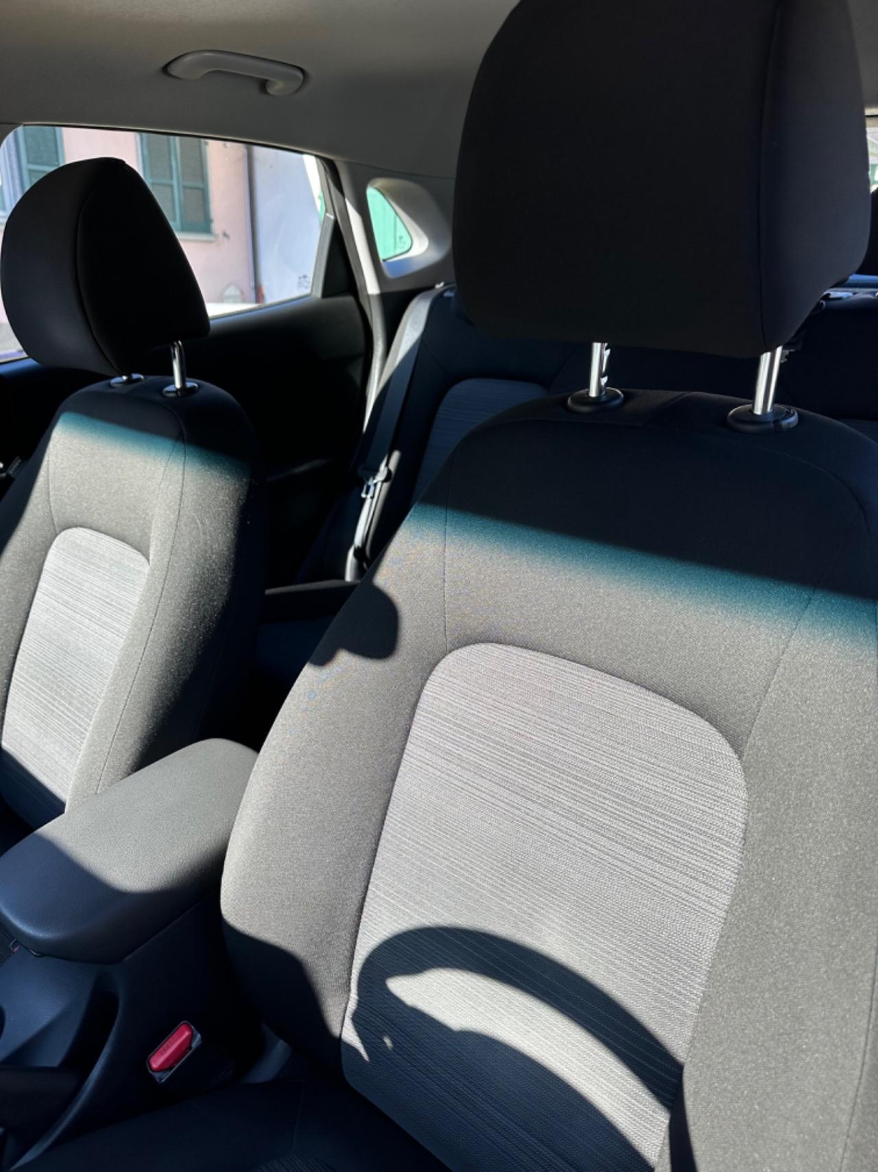 Hyundai KONA 1.0 T-GDI COMFORT KMCERT GARANZ UNICOPR