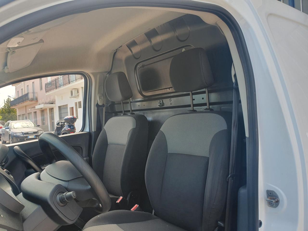 Renault Kangoo dCi 95CV - PREZZO IVA INCLUSA- USATO