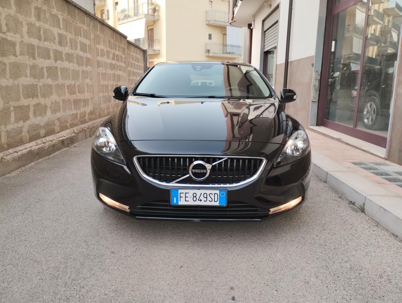 Volvo V40 D2 Kinetic 2.0 120 HP