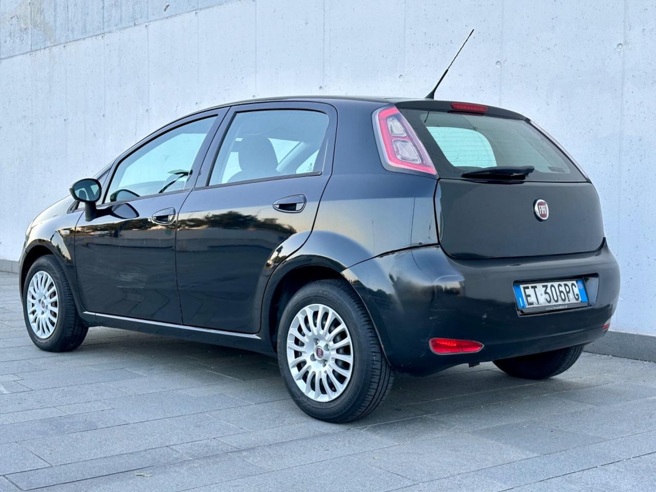 Fiat Punto 1.4 8V 5 porte Gpl Neopatentati