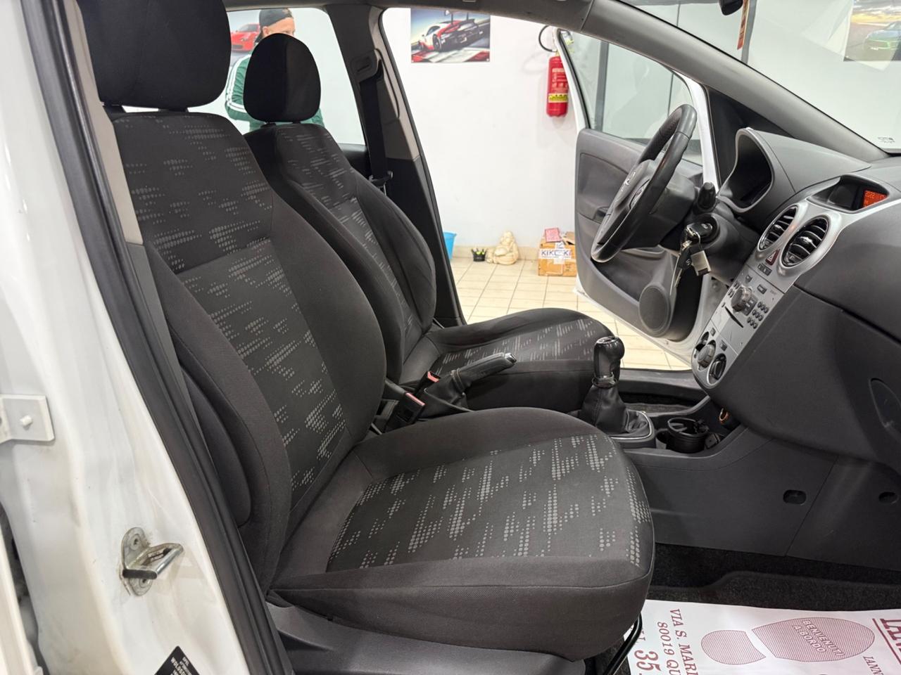 Opel Corsa 1.2 cosmo restyling nuova