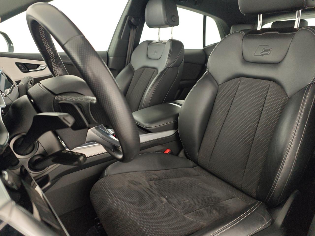 Audi Q8 45 TDI quattro tiptronic Sport