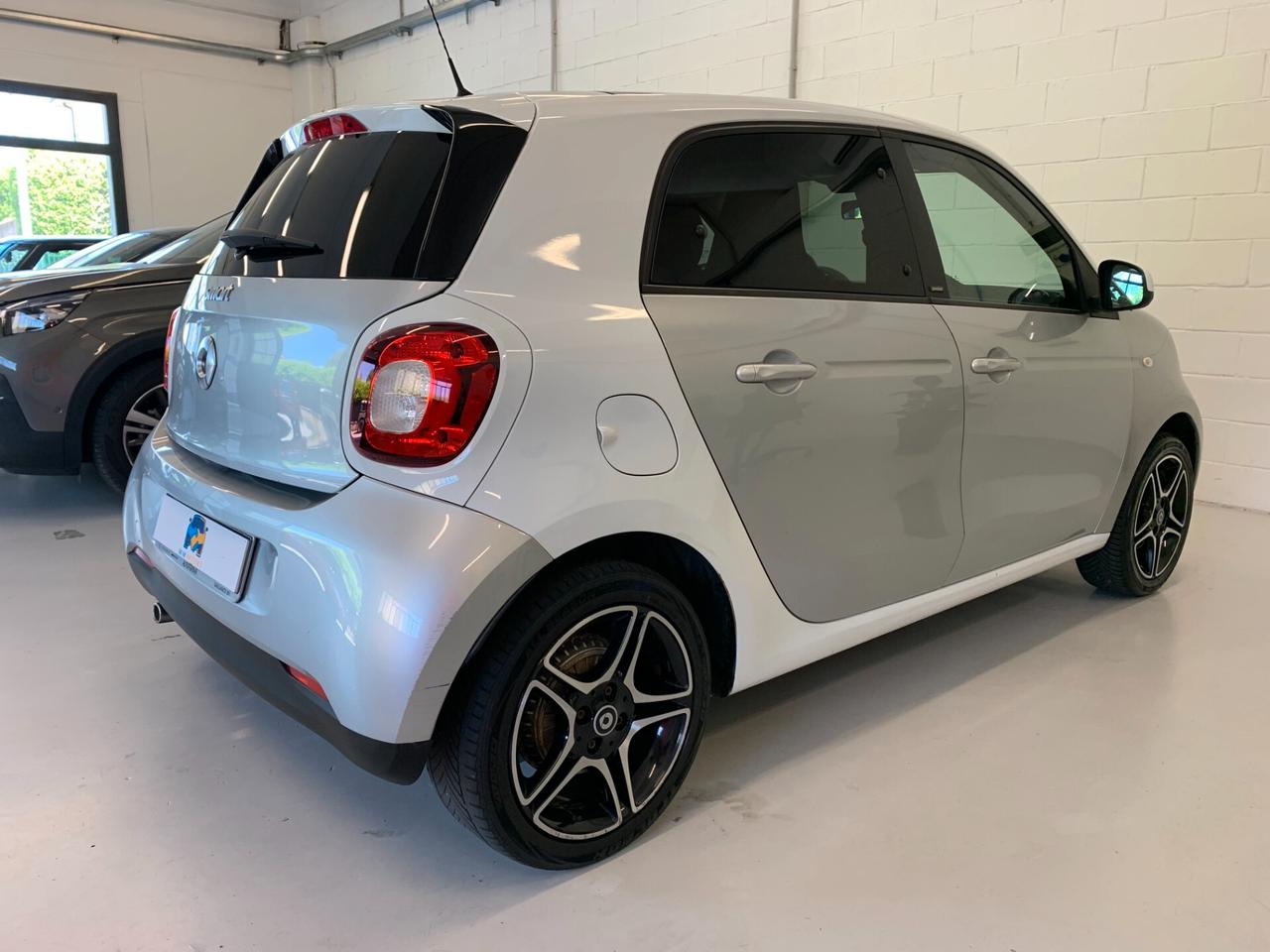 Smart ForFour 70 1.0 Passion