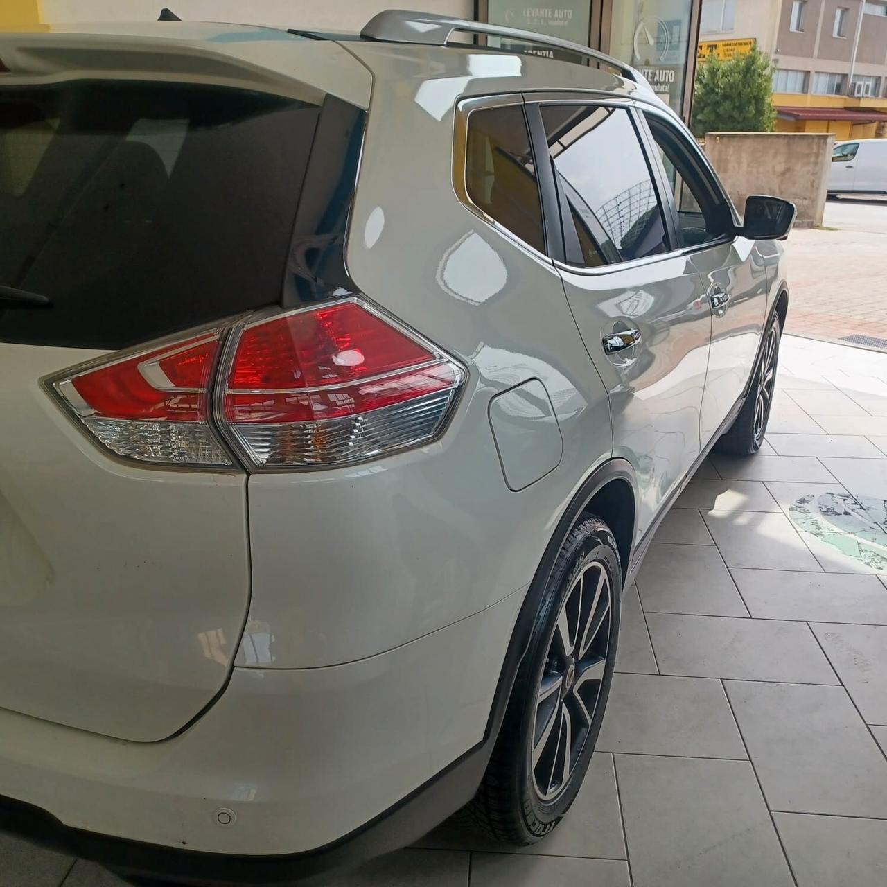 4X4 NISSAN X-TRAIL 1.6 TDI FULL OPTIONAL