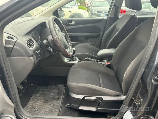 Ford Focus CC Focus C-Max 1.8 TDCi (115CV) Ghia