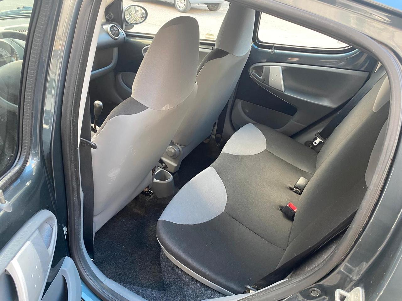 Peugeot 107 1.0 12v Allure Sweet Years