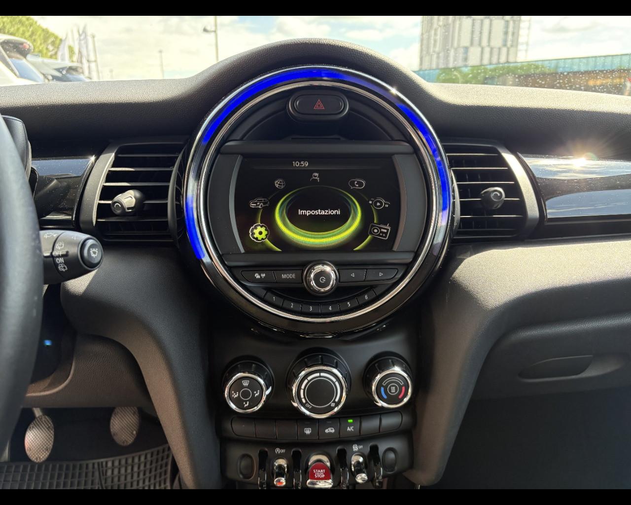 MINI Mini (F56) - Mini 1.5 Cooper D