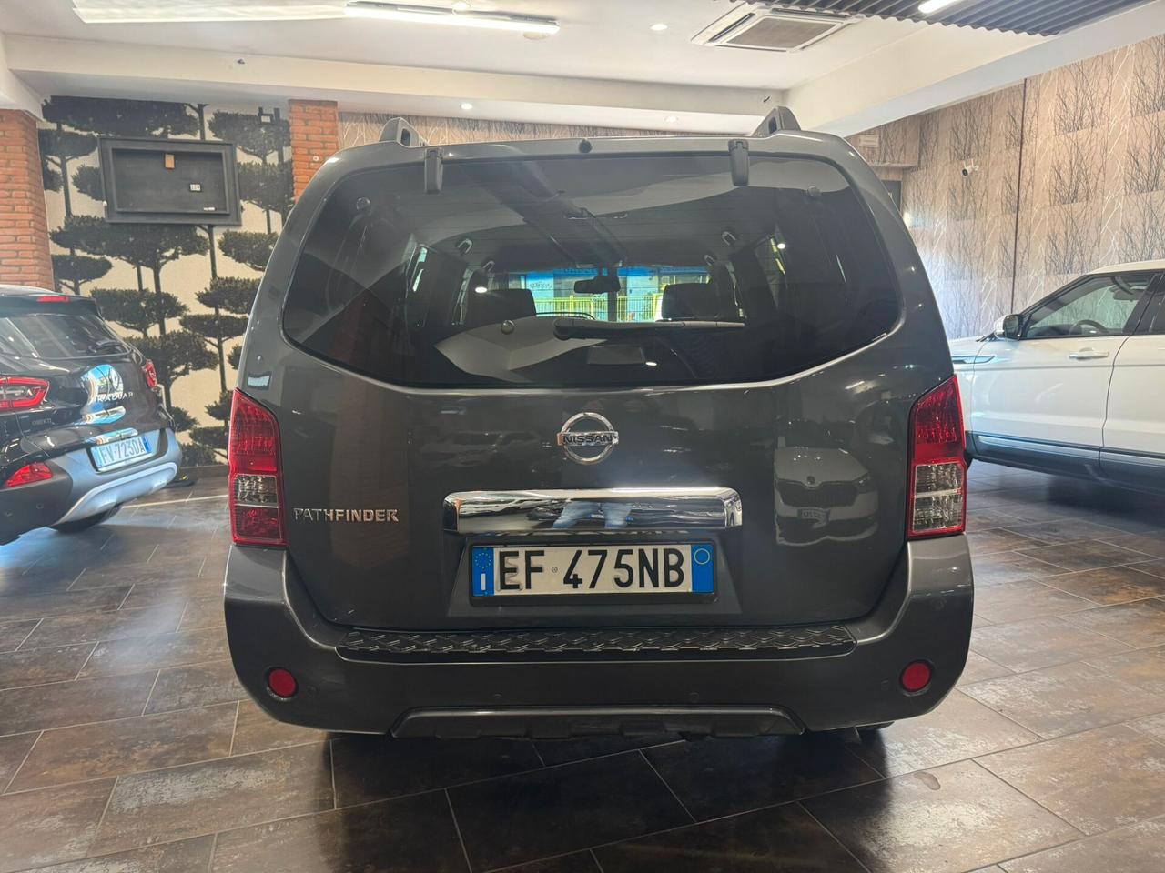 Nissan Pathfinder 2.5 dCi Sport