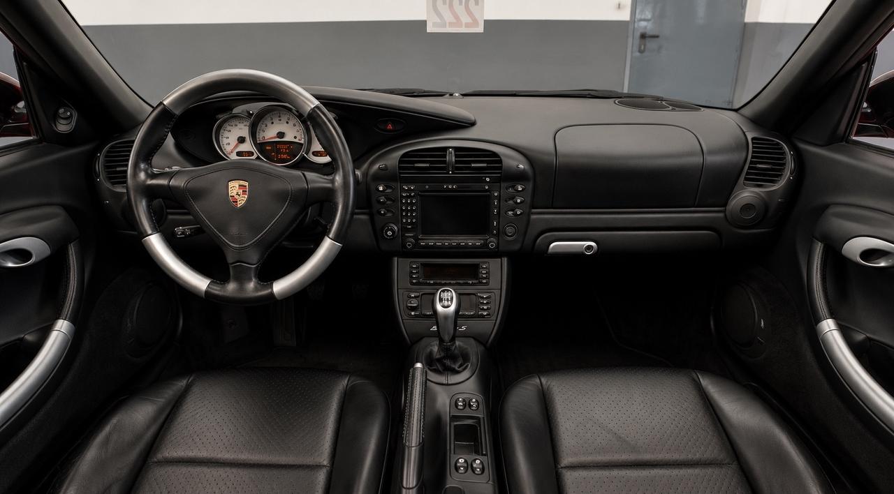 Porsche Boxster 3.2i 24V cat S
