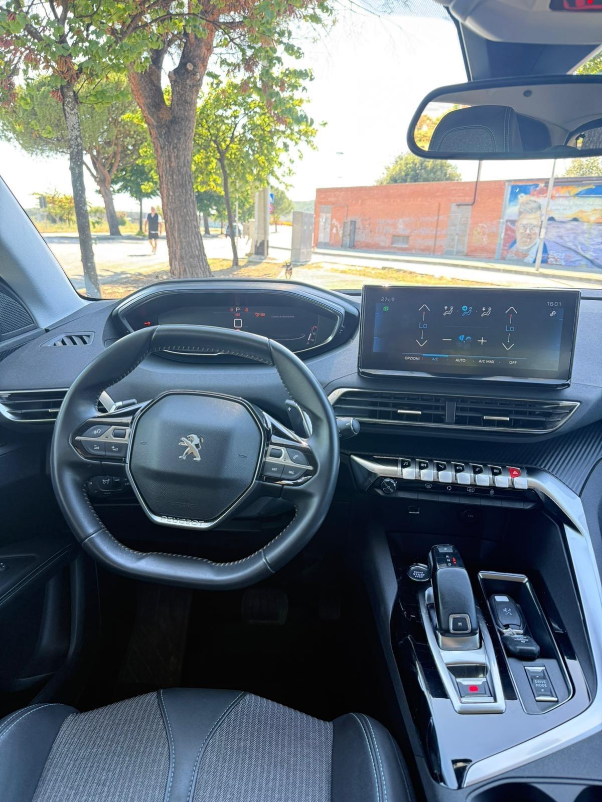 Peugeot 3008 BlueHDi 130 S&S EAT8 Allure