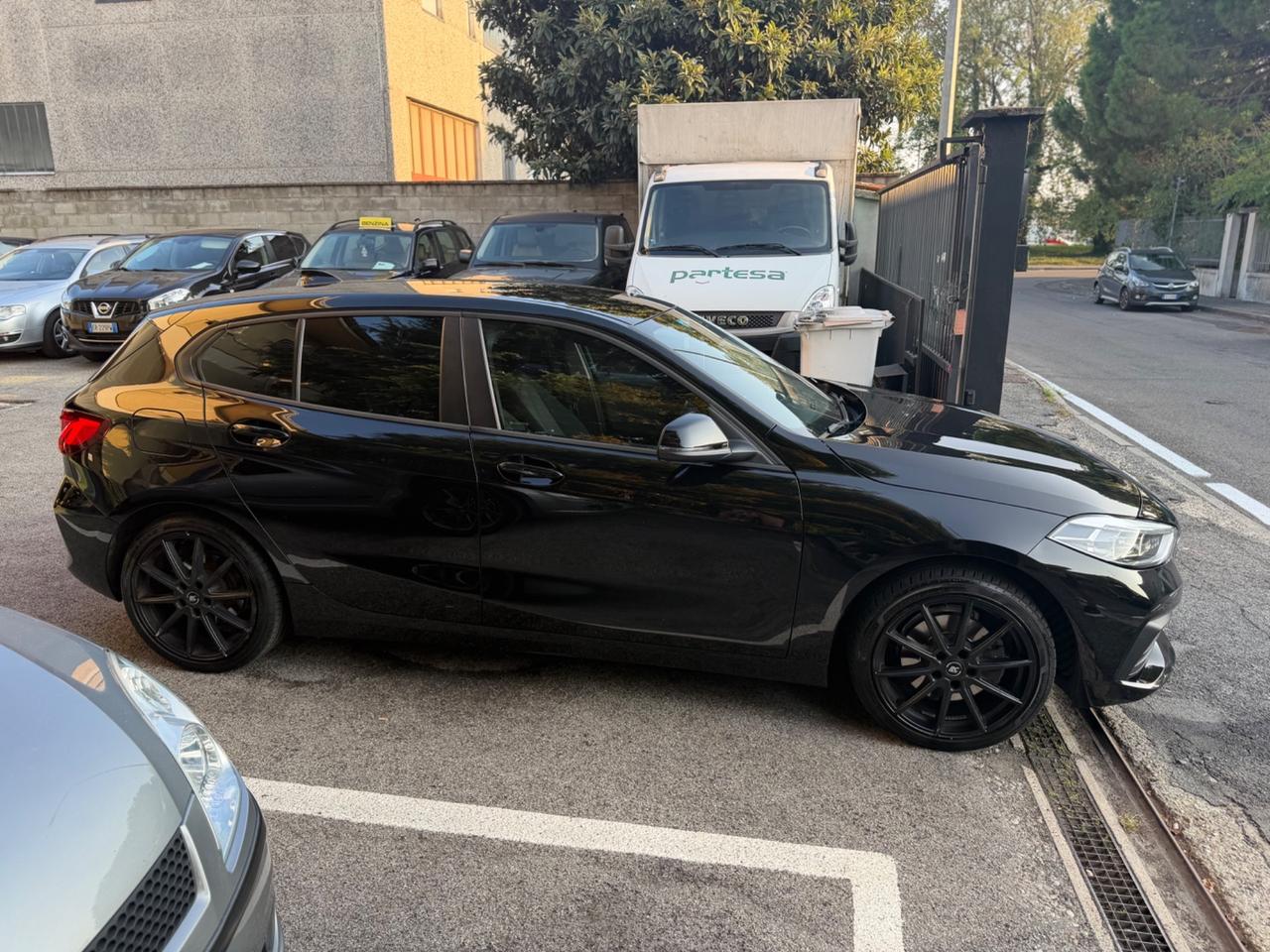 Bmw 118 118i 5p. Colorvision Edition