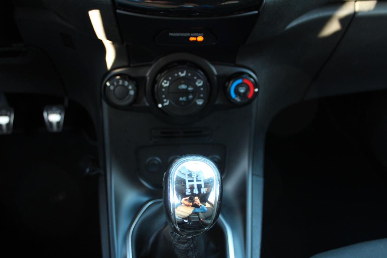 Ford Fiesta 1.5 TDCi 95CV 5 porte ST-Line