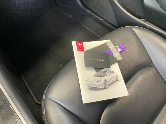 TESLA Model 3 LONG RANGE PERFORMANCE 462CV AWD
