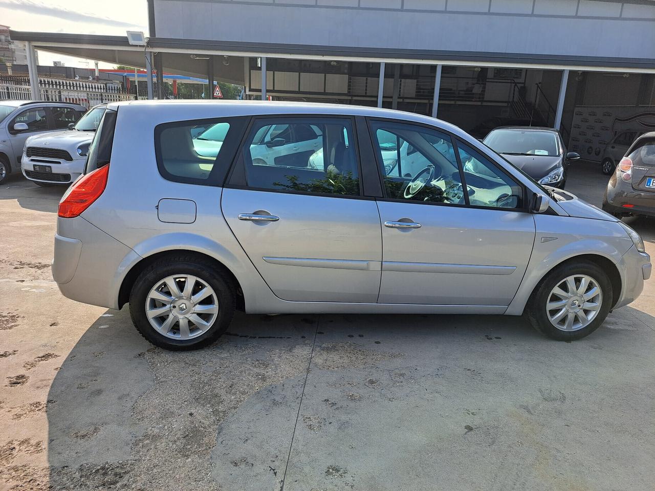 Renault Scénic 1.6 Benzina 110Cv Dynamique