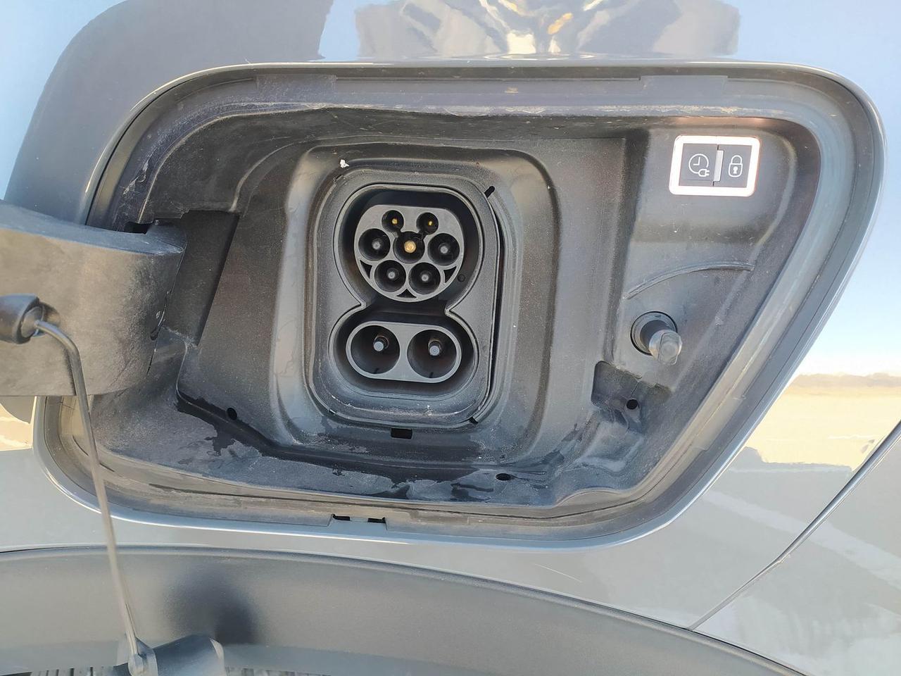 Peugeot 2008 GT e-2008 156 #8105