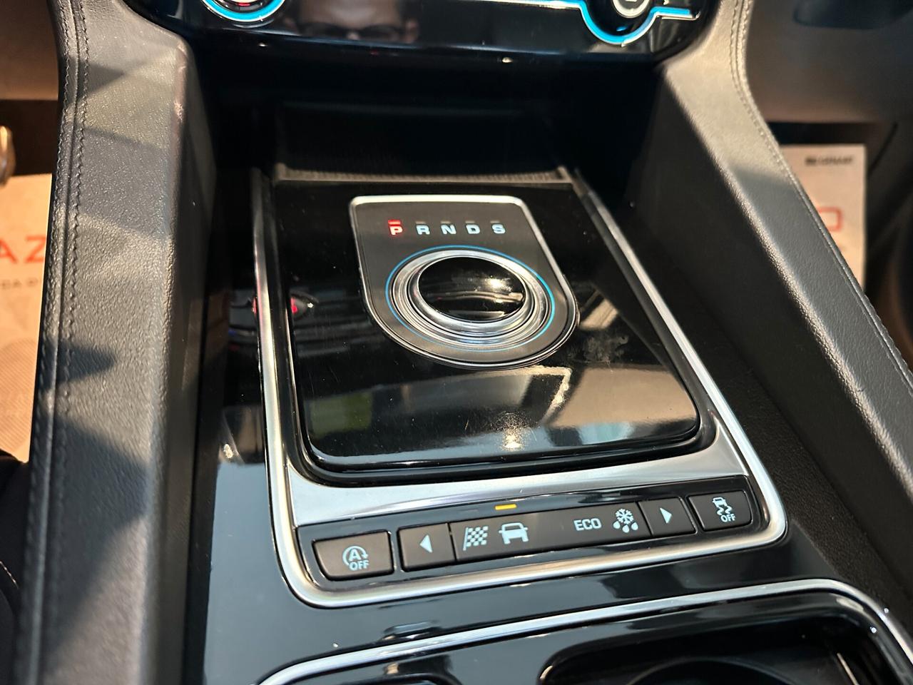 Jaguar F-Pace 2.0 D 180 CV AWD aut. Prestige