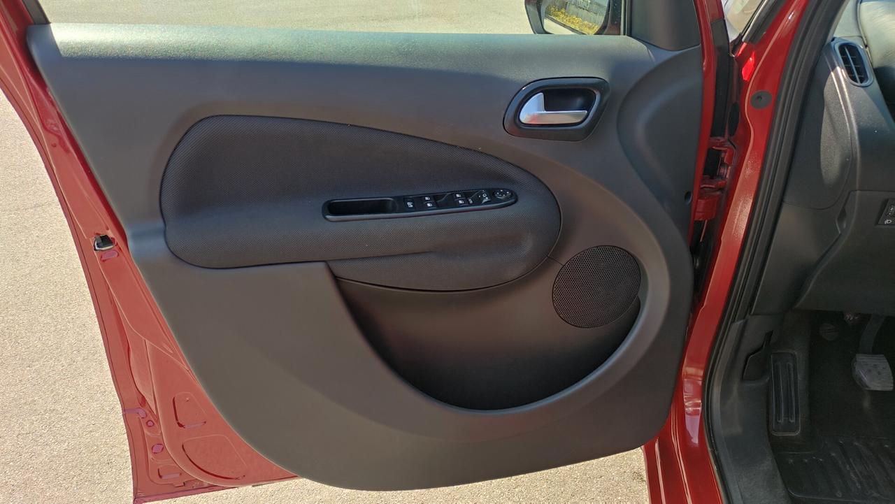 Citroen C3 Picasso PureTech 110 Exclusive NEOPATENTATI - 2016