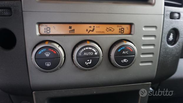 NISSAN Pathfinder 2.5 dCi LE
