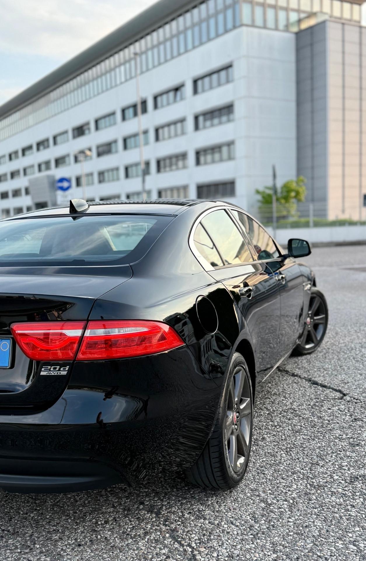Jaguar XF 2.0 D 180 CV AWD aut. Portfolio