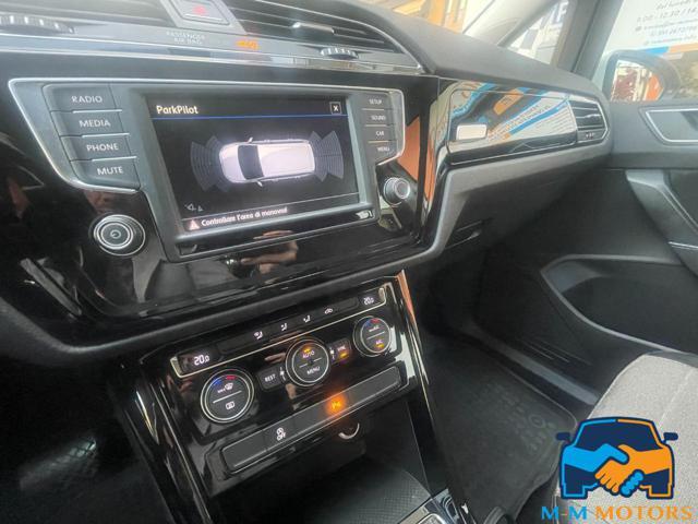 VOLKSWAGEN Touran 2.0 TDI 150 CV 7 posti