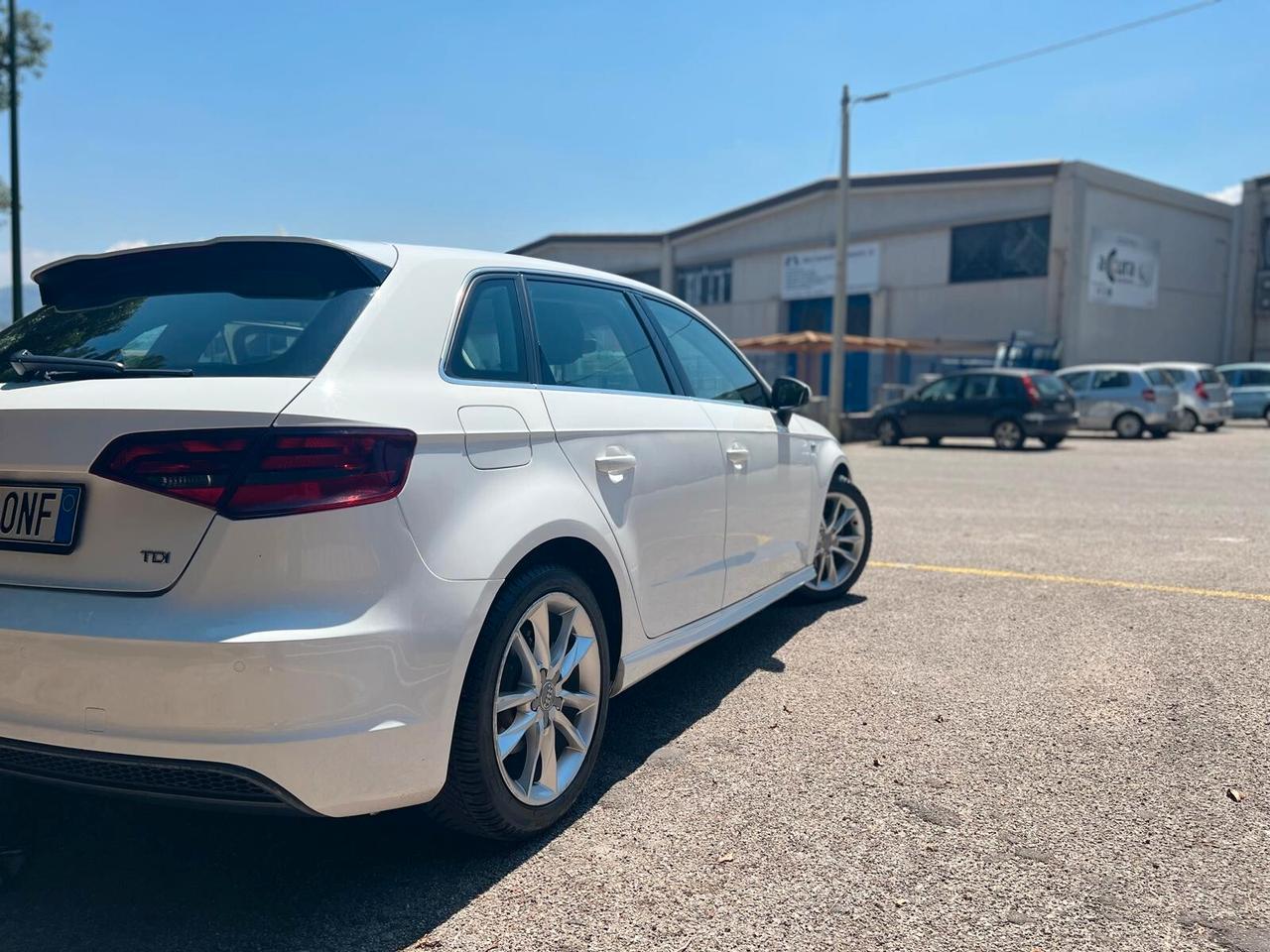 Audi A3 SPB 1.6 TDI clean diesel Ambiente