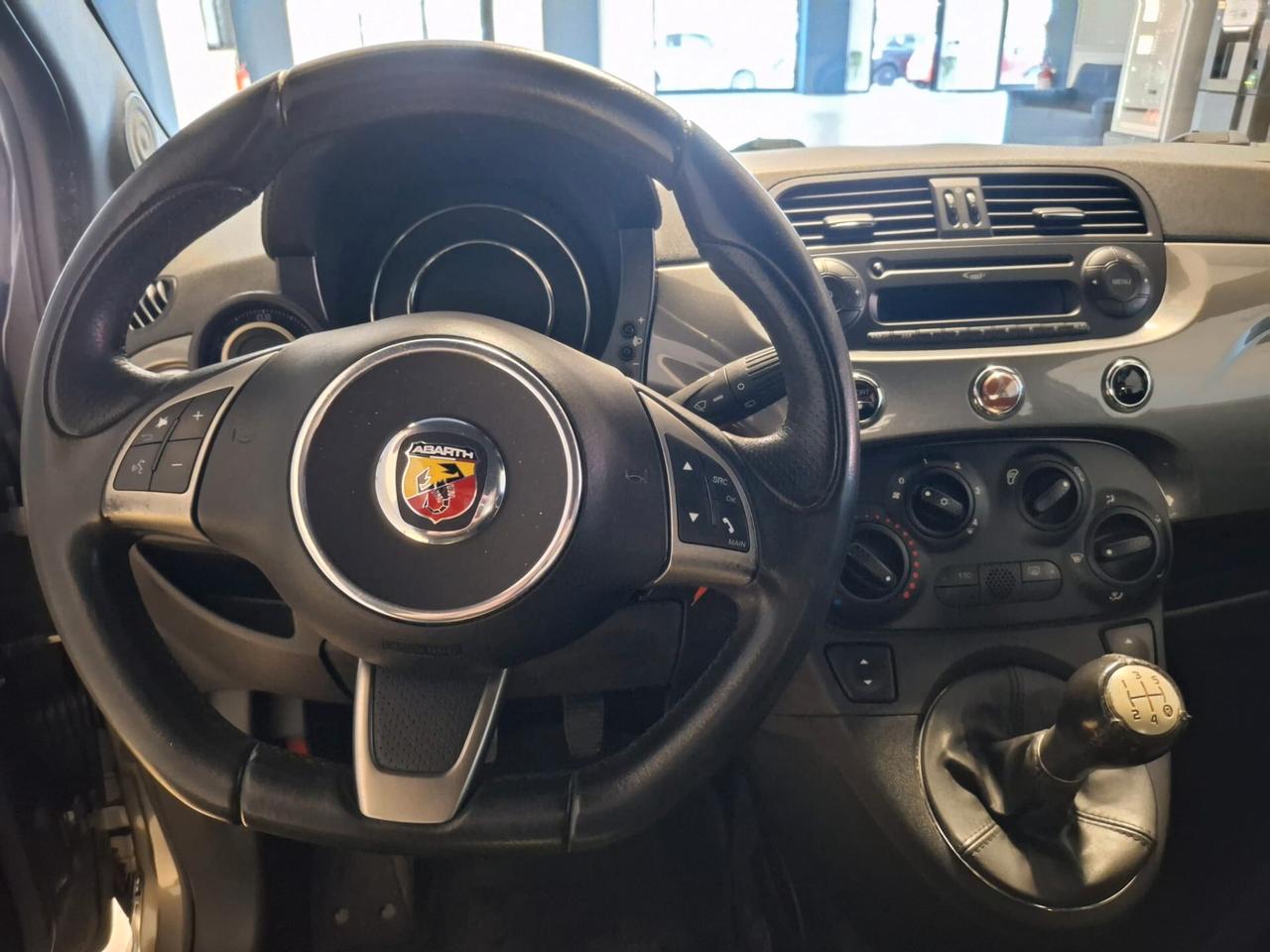 Abarth 500 1.4 Turbo T-Jet Custom