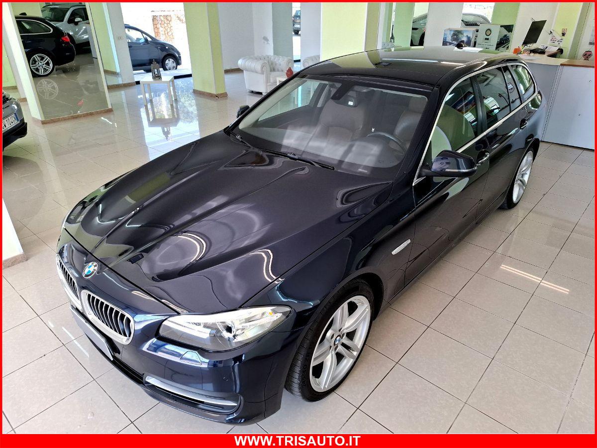 BMW 520d Aut.Touring Luxury (FARI XENO+GANCIO TRAINO+PELLE+NAVI)