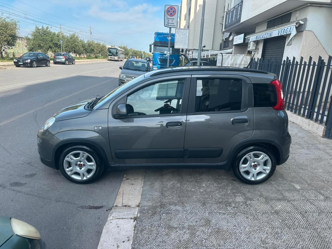 Fiat Panda 1.0 FireFly S&S Hybrid
