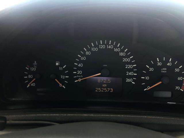 Mercedes-Benz CLK 200 CLK Coupe - C208 Coupe k evo Avantgarde