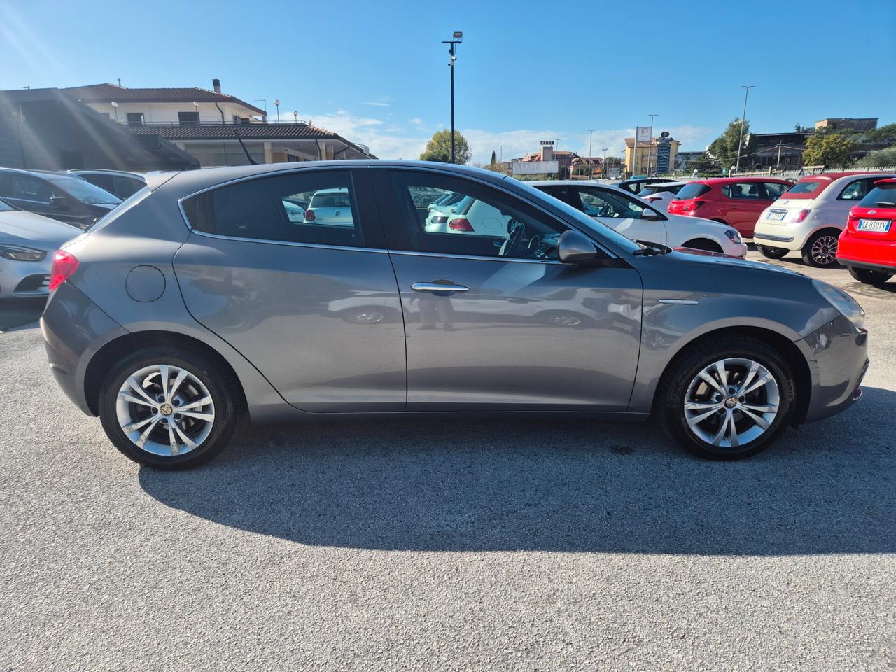 Alfa Romeo Giulietta 1.6 JTDm-2 105 CV Distinctive