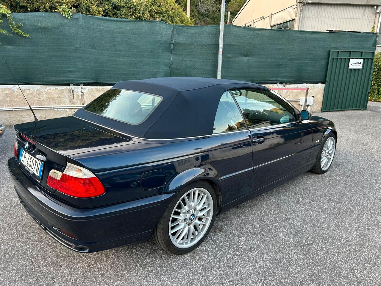 Bmw 320 320i (2.2) cat 4 porte Attiva