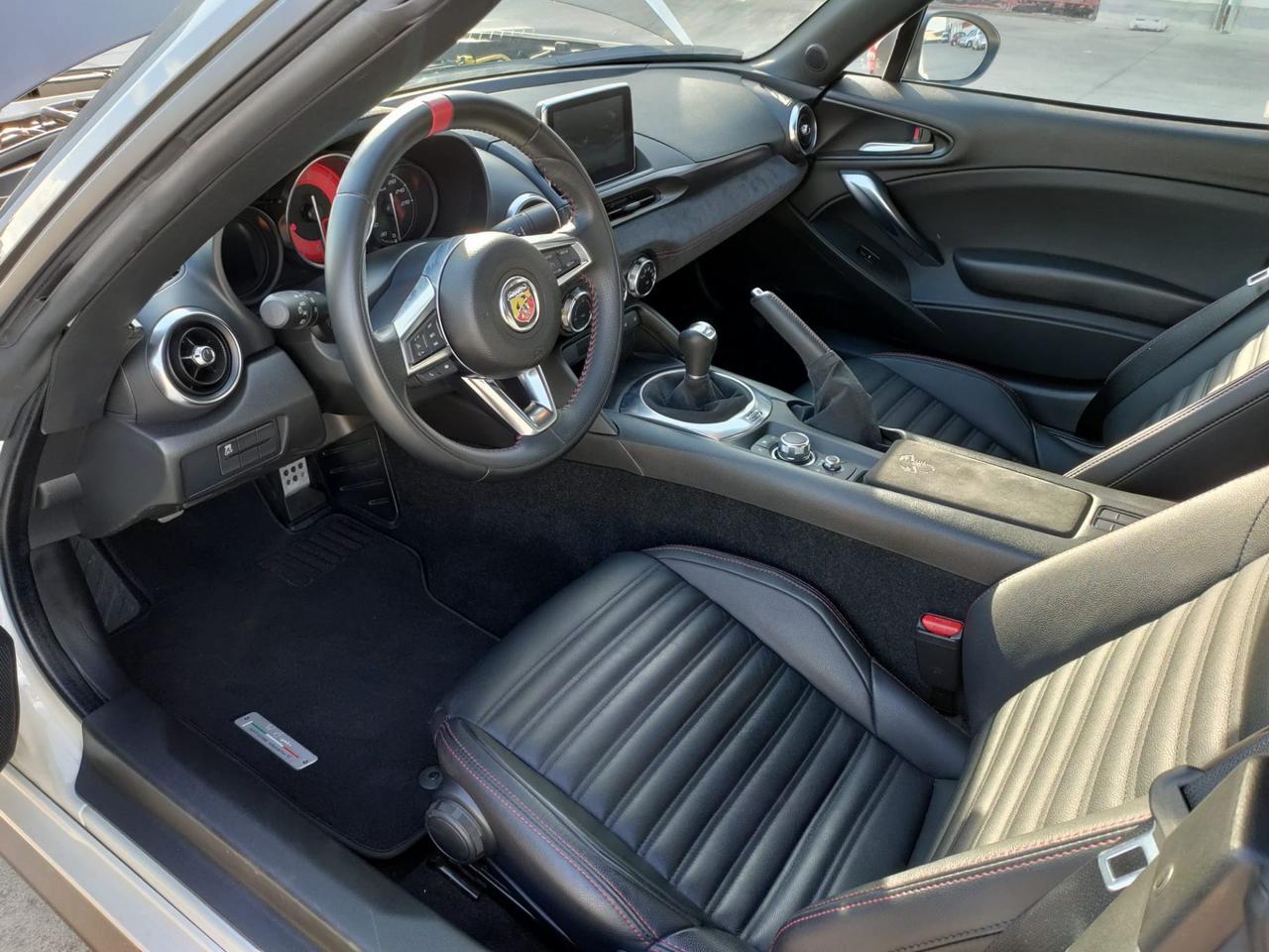 Abarth 124 Spider 1.4 Turbo MultiAir AT 170 CV