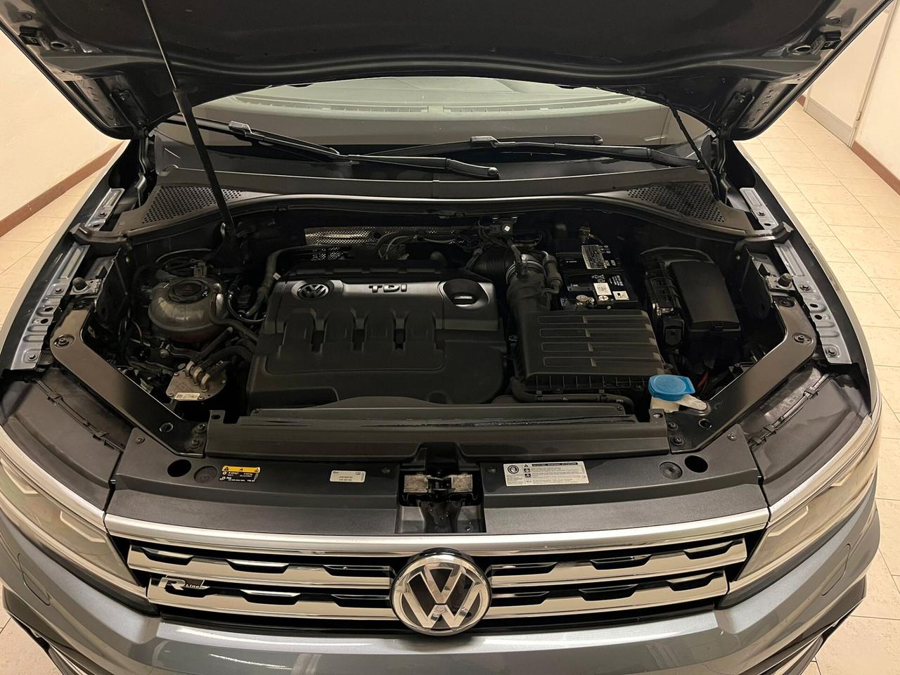 Volkswagen Tiguan Allspace 2.0 TDI SCR DSG 4MOT. Advanced R-Line BMT