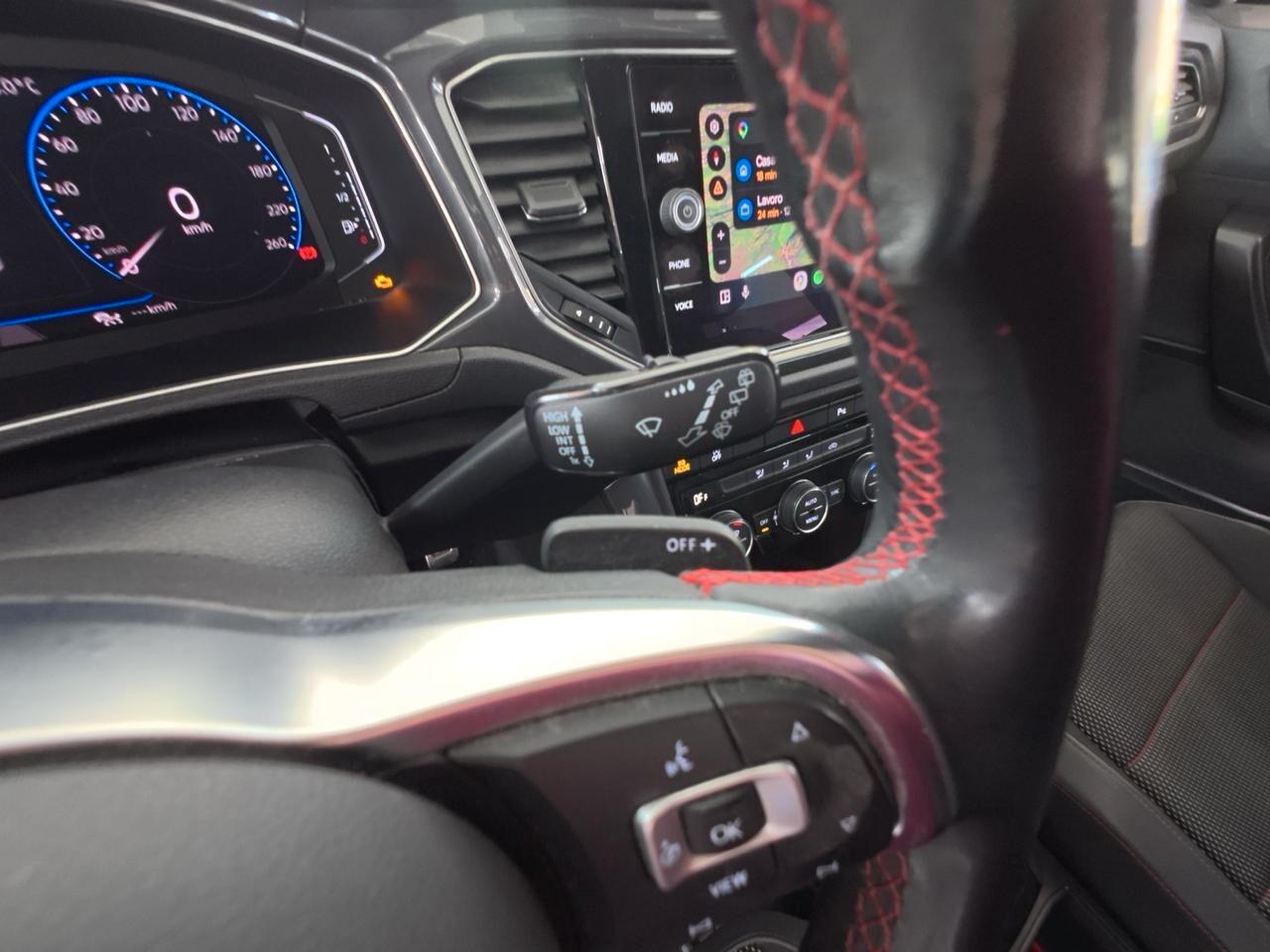 Volkswagen T-Roc 1.5 TSI ACT DSG R-line BlueMotion Technology