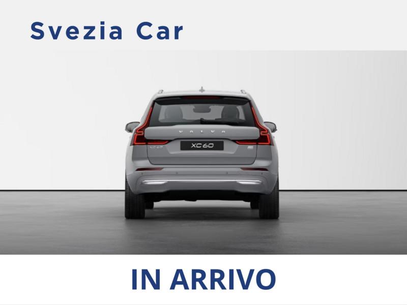 Volvo XC60 T6 Plug-in hybrid AWD automatico Essential