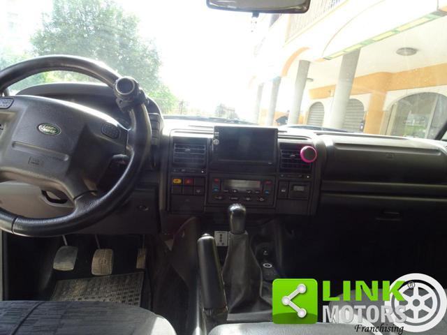 LAND ROVER Discovery 2.5 TD5 7 POSTI
