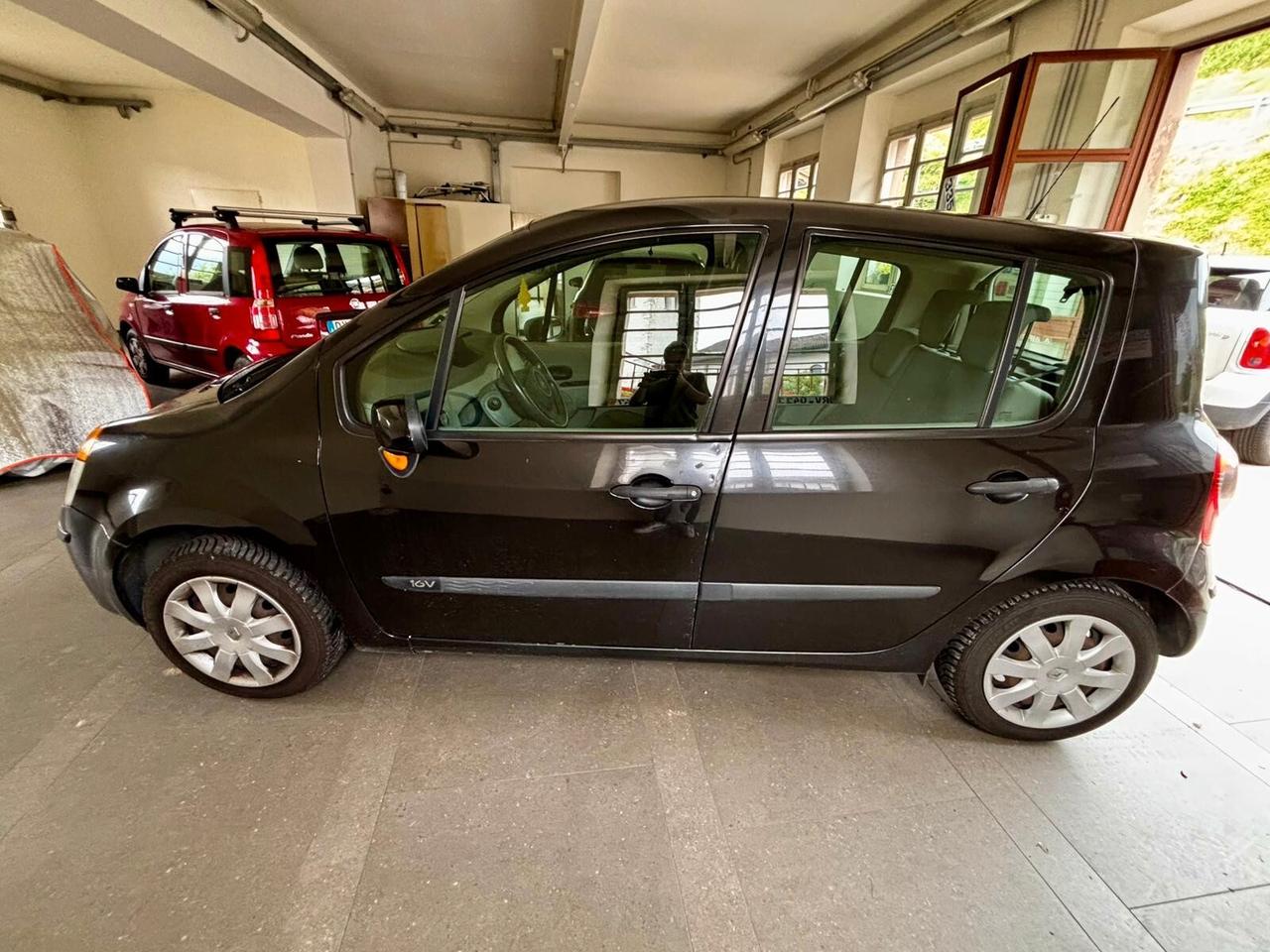 Renault Modus 1.2 16V Confort Authentique