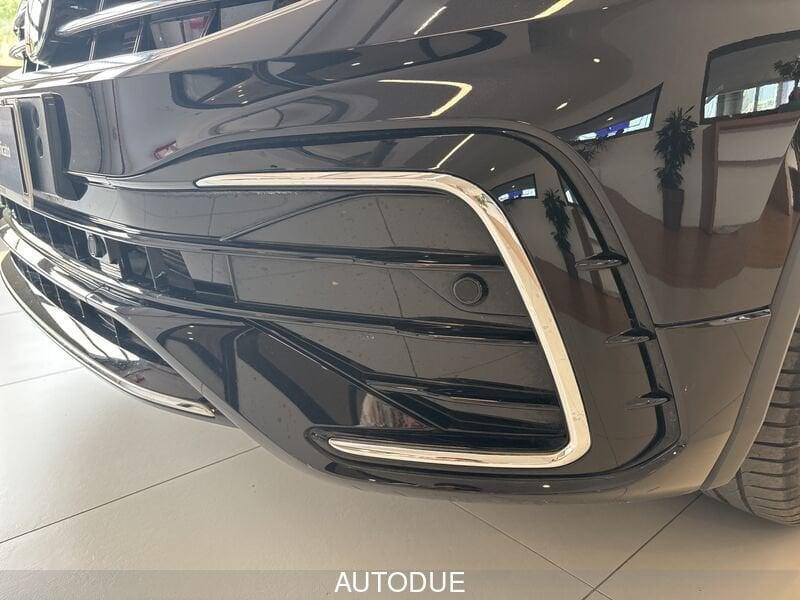Volkswagen Tiguan R-LINE 2.0 TDI SCR 150 CV DSG
