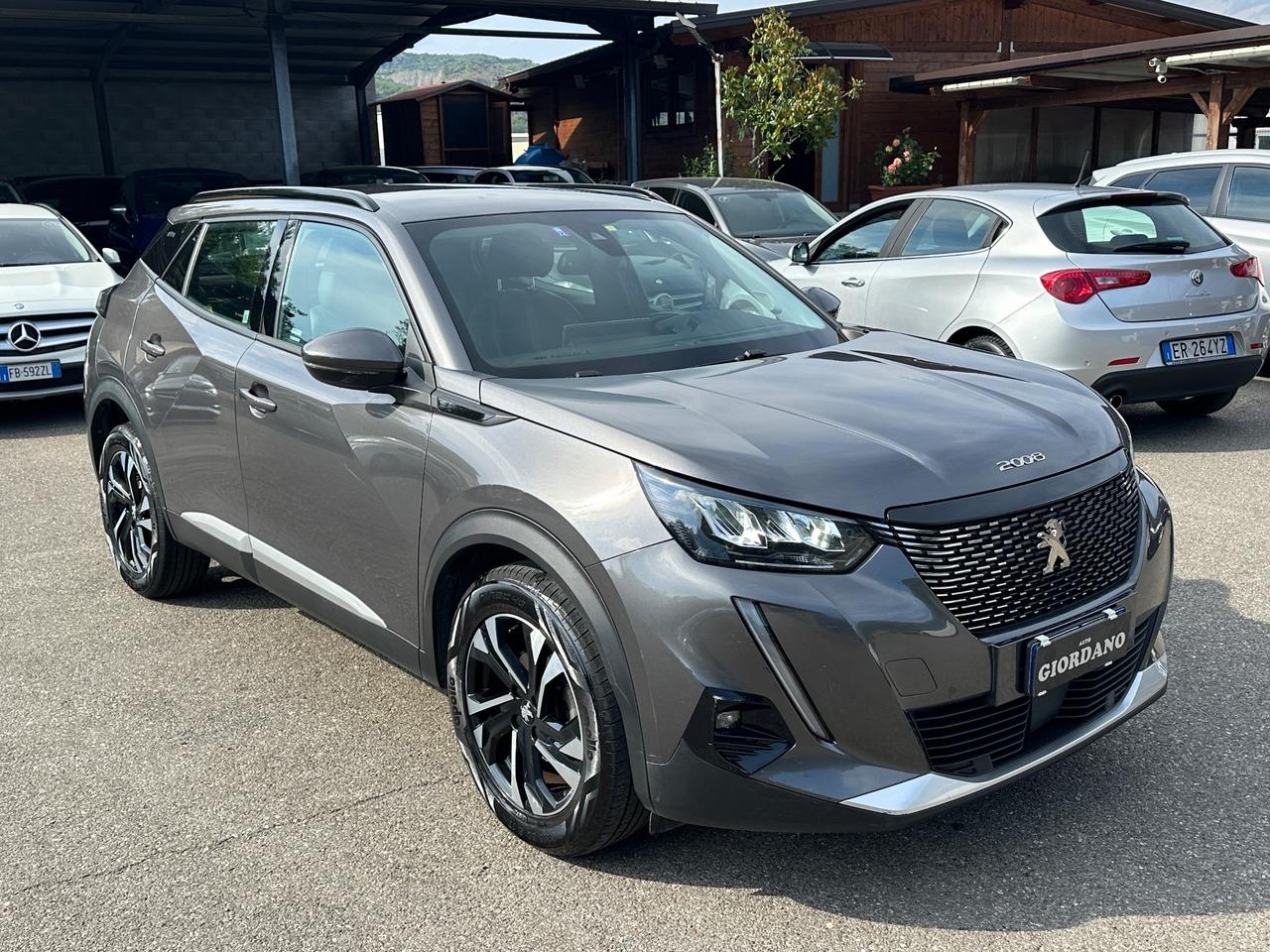 Peugeot 2008 BlueHDi 100 S&S Allure
