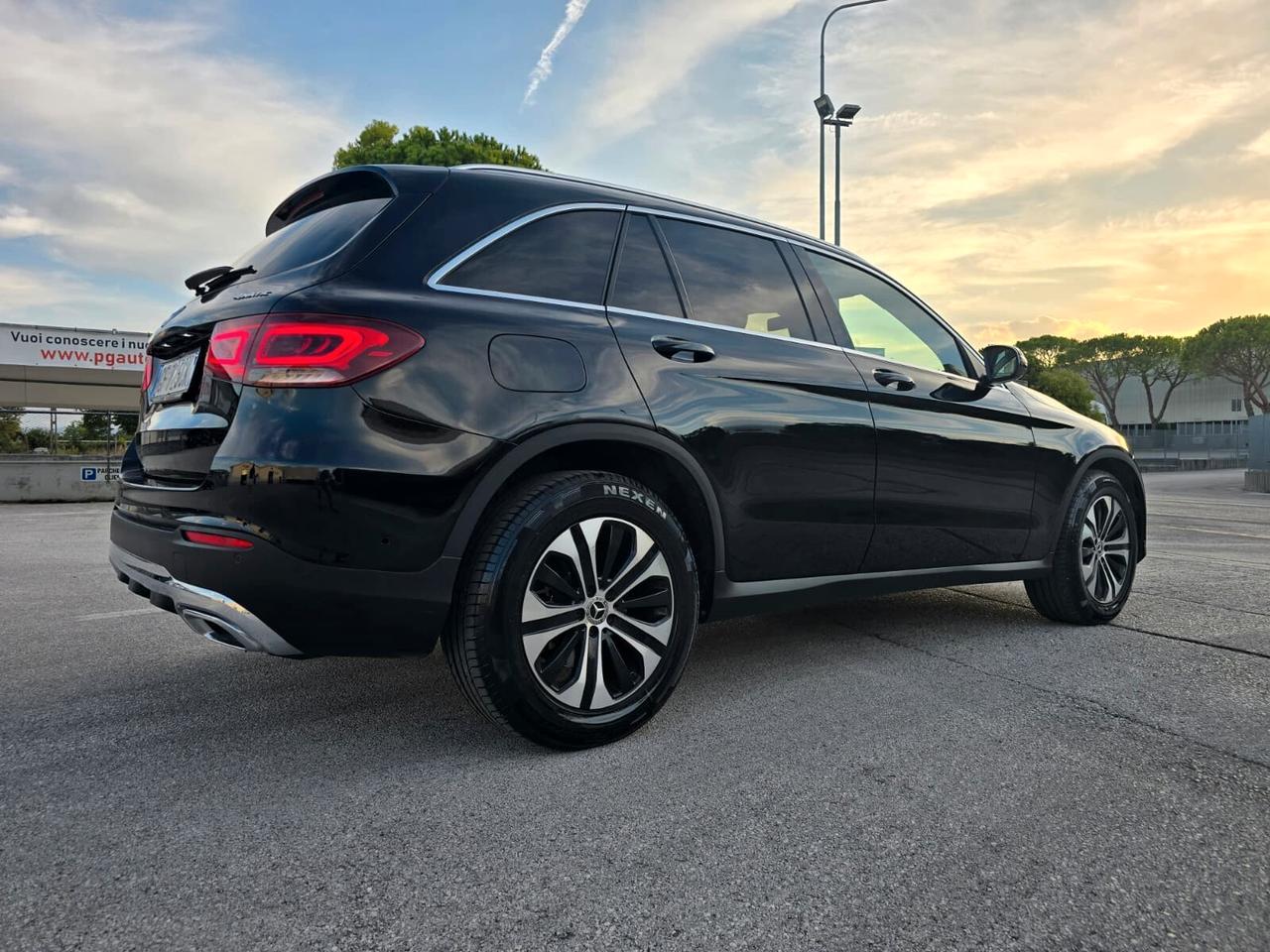 Mercedes-benz GLC 220 d 4Matic Business Extra