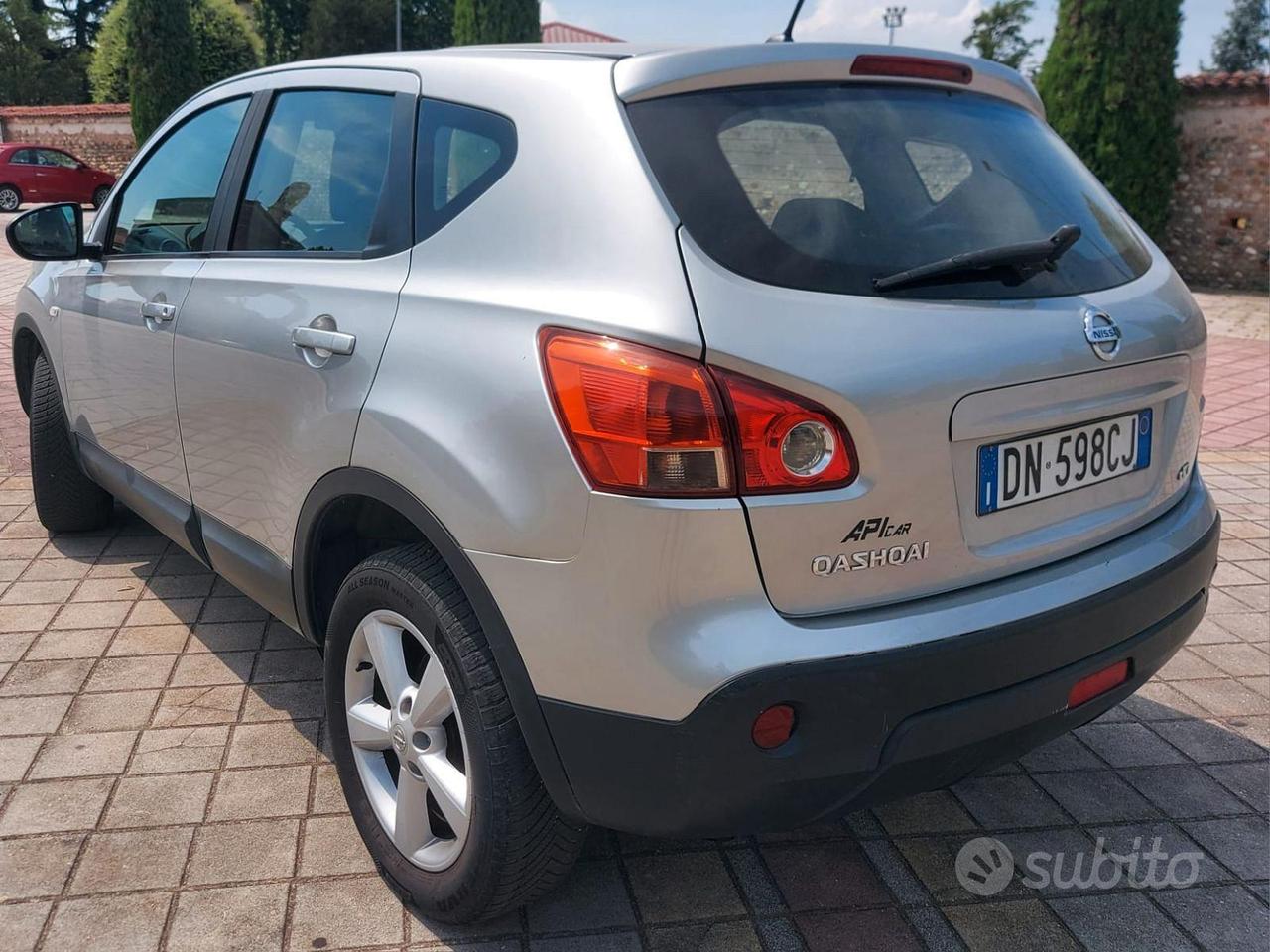 Nissan Qashqai Qashqai I 2008 2.0 dci Tekna dpf