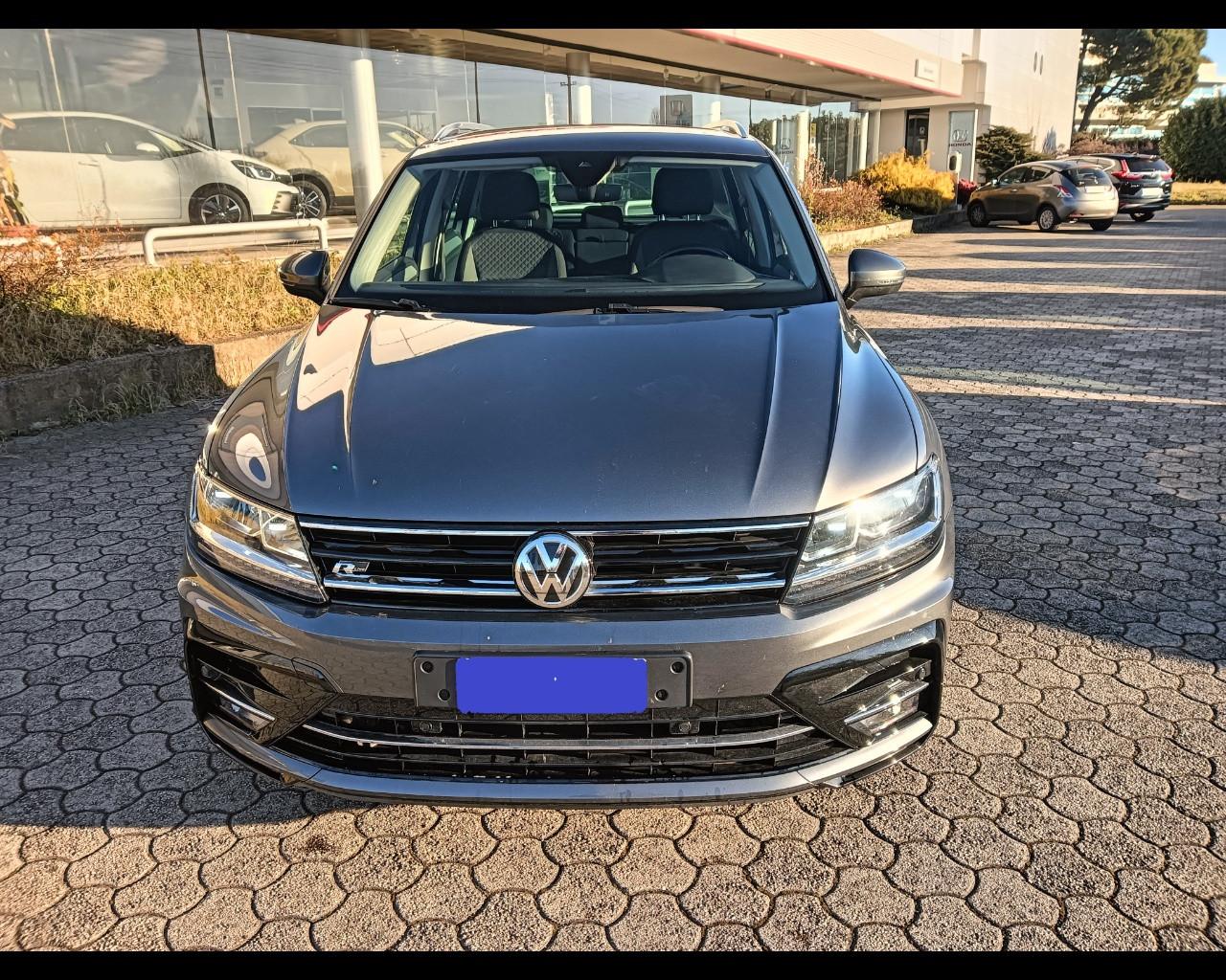 VOLKSWAGEN Tiguan II 2016 - Tiguan 1.5 tsi Advanced R-Line Exterior Pac