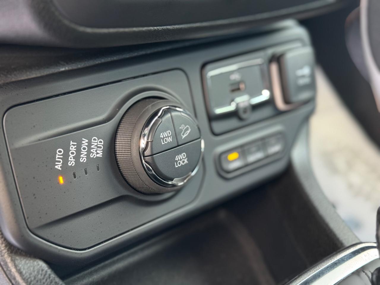 JEEP RENEGADE 1.3 T4 190 CV PHEV 4XE LIMITED KM 0