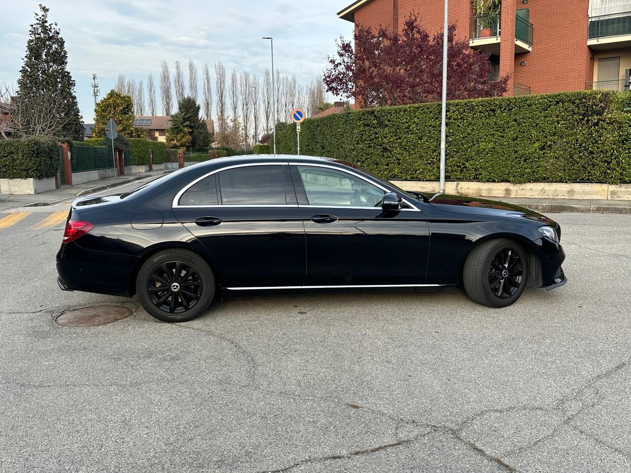 Mercedes-benz E 220 200 d Auto Premium Plus