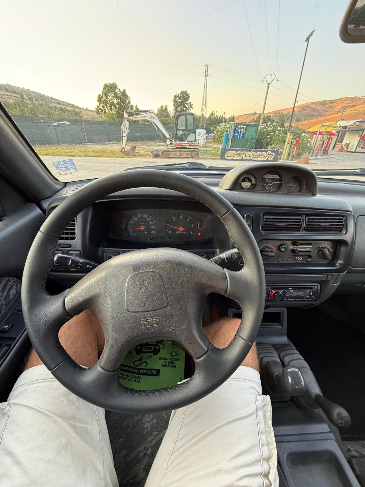 Mitsubishi L200 2.5 TDI 99cv