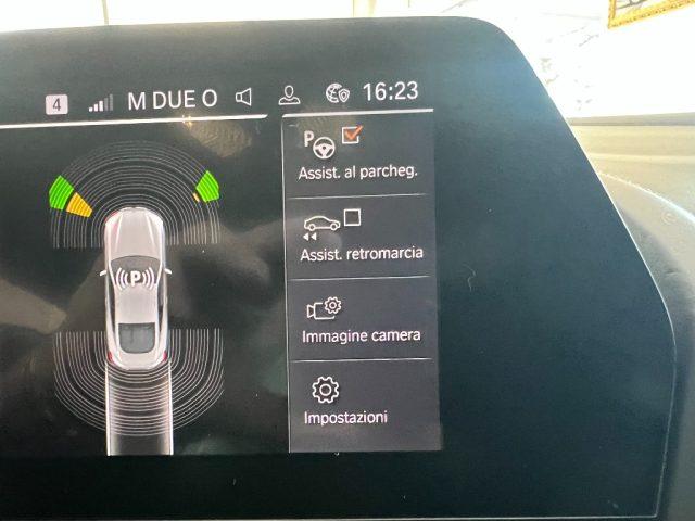 BMW 840 d 48V xDrive Coupé 4 ruote sterzanti