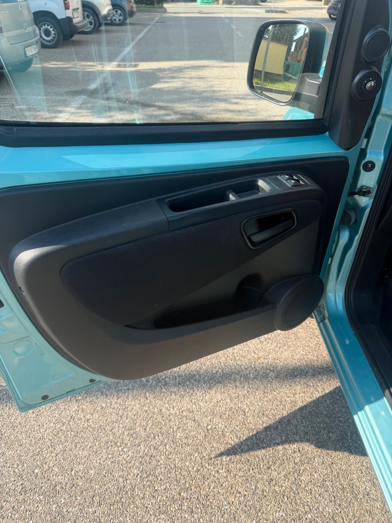 Fiat Qubo 1.4 - NEOPATENTATI - 12 MESI DI GARANZIA -