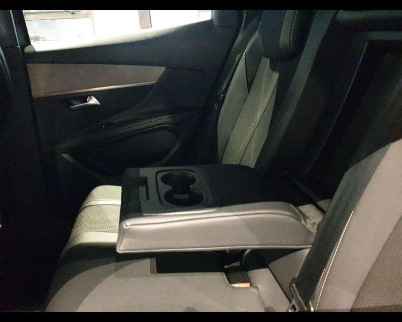 Peugeot 3008 2ª serie Hybrid 136 e-DCS 6 GT