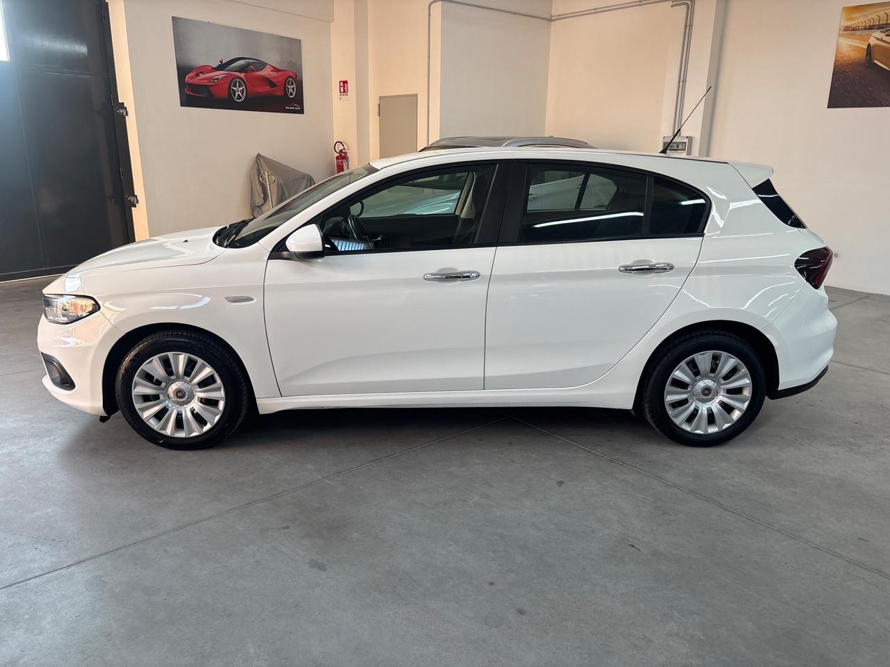 Fiat Tipo 1.3 Mjt S&S 5 porte Easy